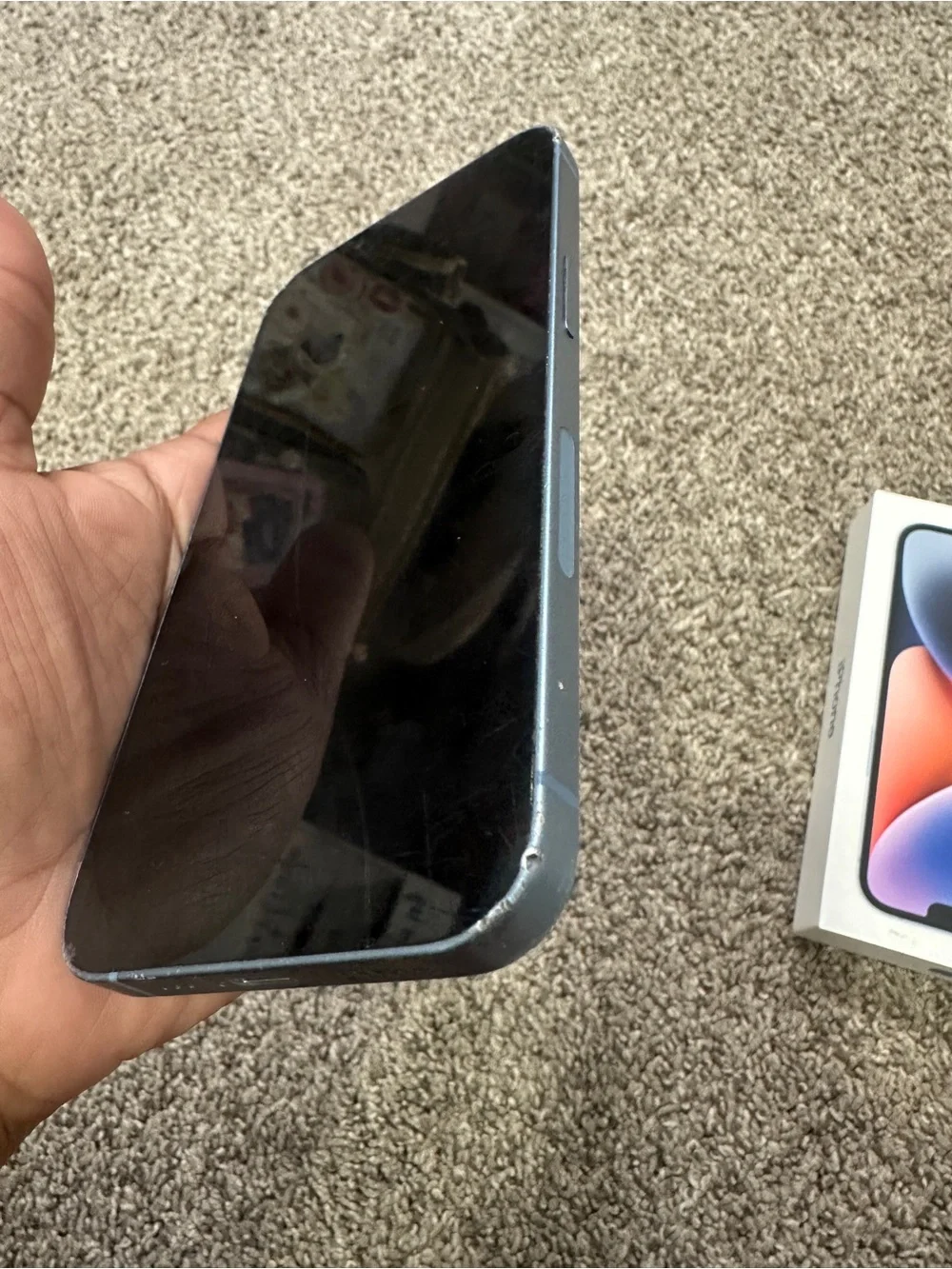 Apple iPhone 14 in Blue